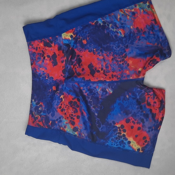 SHEIN shorts - Picture 4 of 9